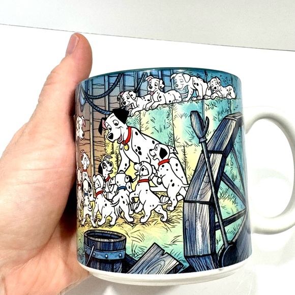 DISNEY 101 DALMATIONS COFFEE MUG - Picture 3 of 9